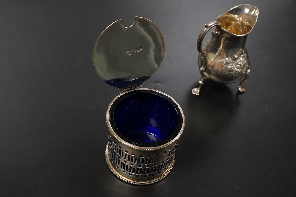 A Victorian pierced silver drum mustard por and cream jug first heoght 6cm., weight approx. 5.79ozt